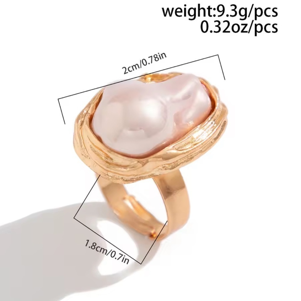 Champagne Gold Barogue Ring - Picture 4 of 6